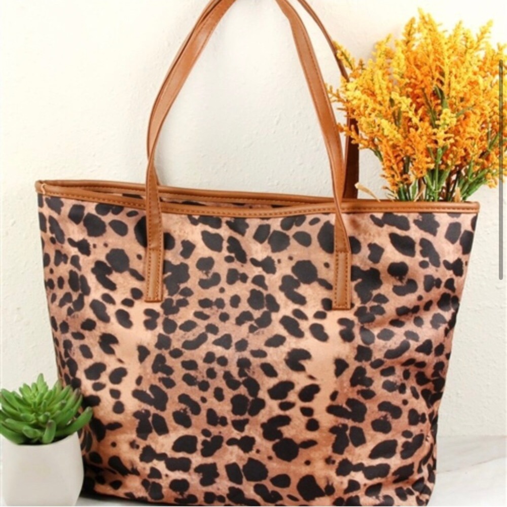 Leopard print fall winter women’s tote zippered everyday brown tan tote bag - Picture 2 of 6